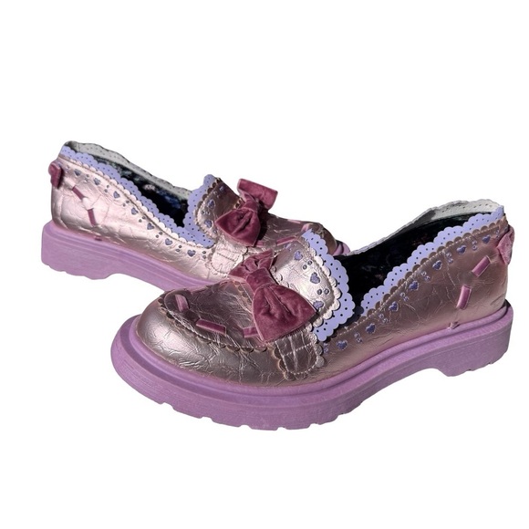 Irregular Choice Shoes - Irregular Choice Pink Metallic Bow Loafers Lavender Scallop Trim US 12 NWOT
